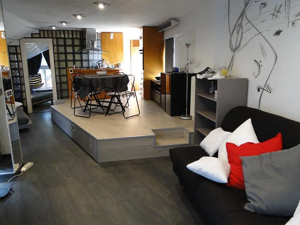 Apartment Jazz Style Home Rome