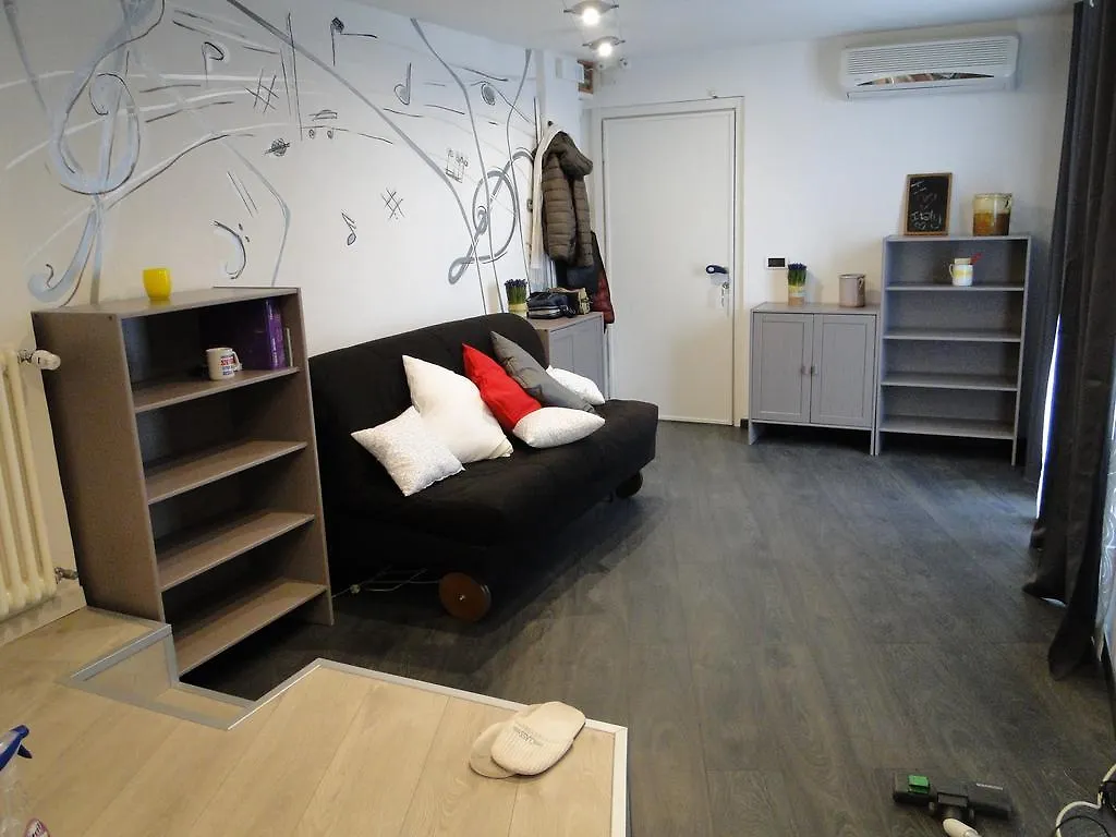 Jazz Style Home Rome 0*,