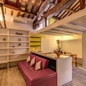 Amazing In Piazza Navona Holiday home